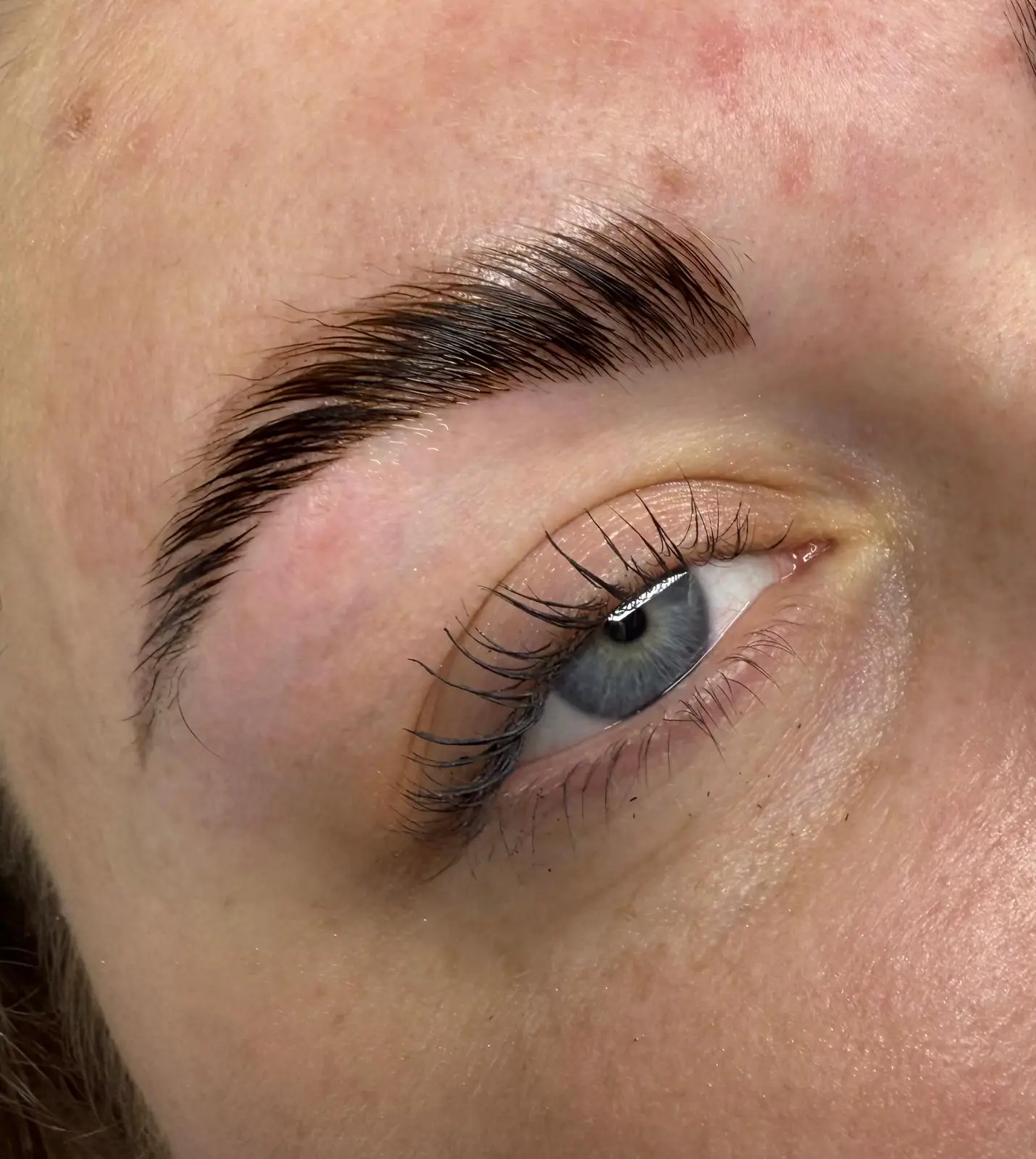 Browlift + teinture